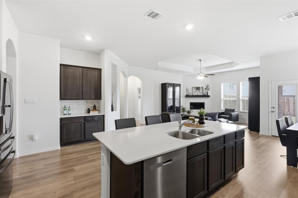 10605 Breezeway Drive