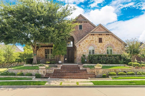 Photo of 4604 Golden Mew Drive, Carrollton, TX 75010 (MLS # 21362520)