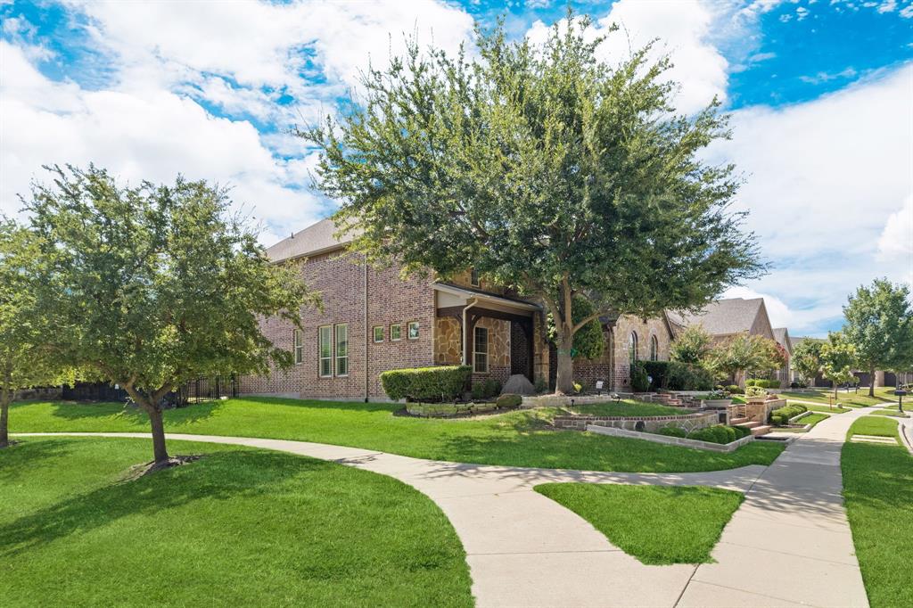 4604 Golden Mew Drive