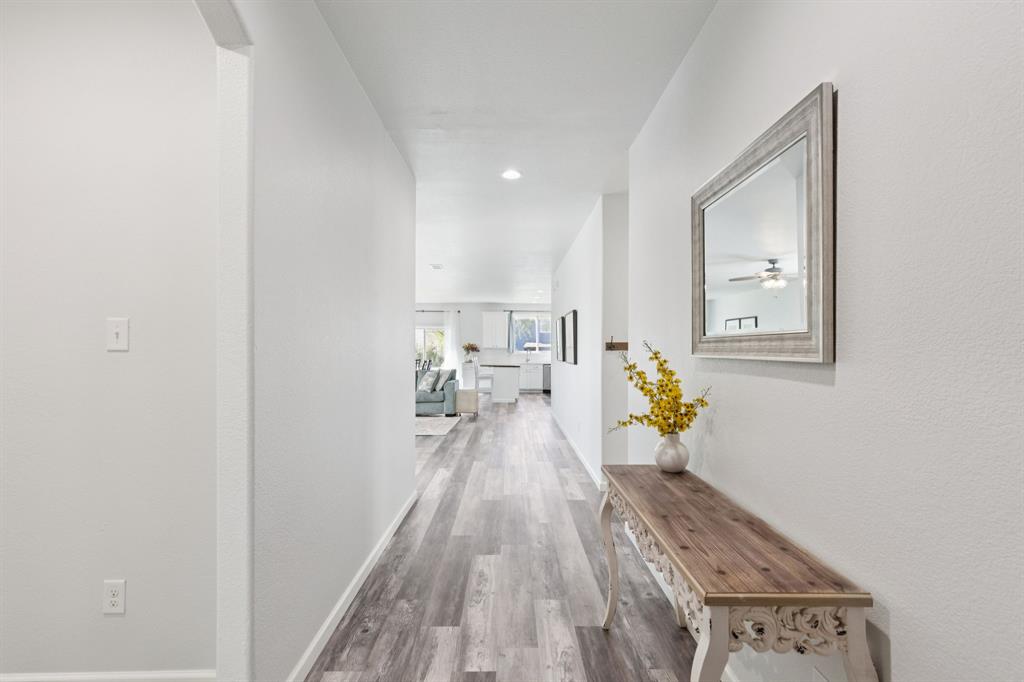 1005 Oakcrest Drive