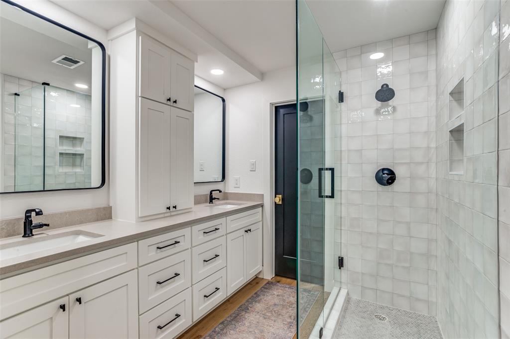 Ridglea Country Club Estate - Residential