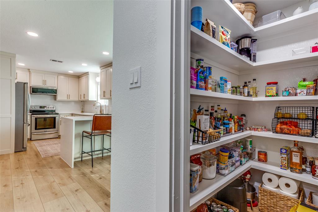 Ridglea Country Club Estate - Residential