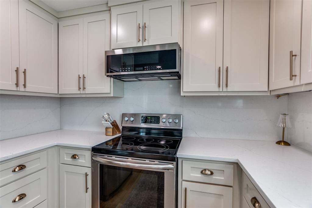 Ridglea Country Club Estate - Residential