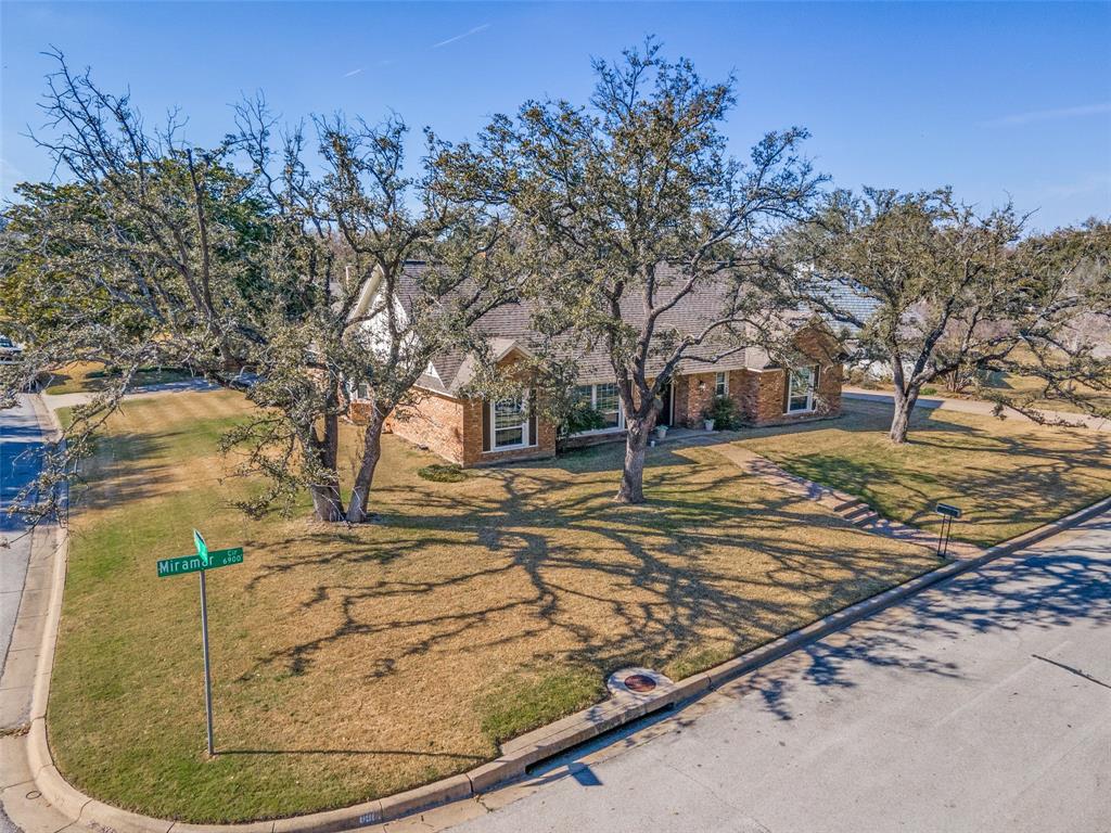 Ridglea Country Club Estate - Residential