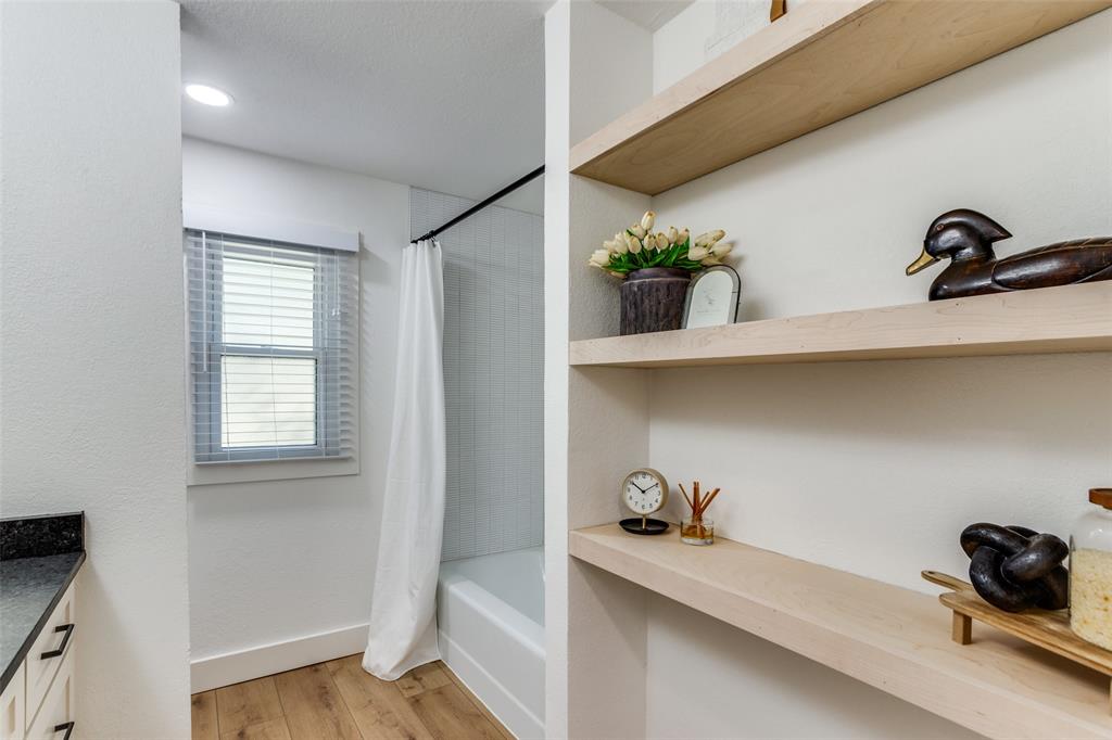 Ridglea Country Club Estate - Residential