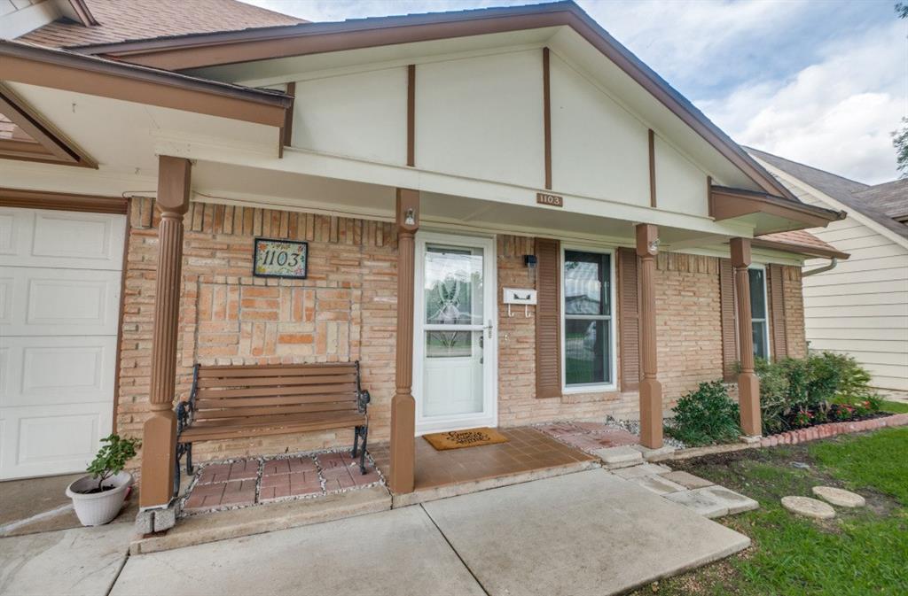 1103 Jeanette Way