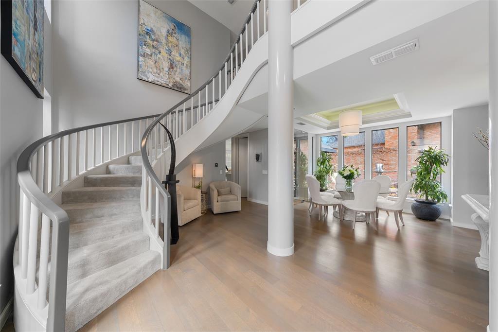 16037 Chalfont Circle