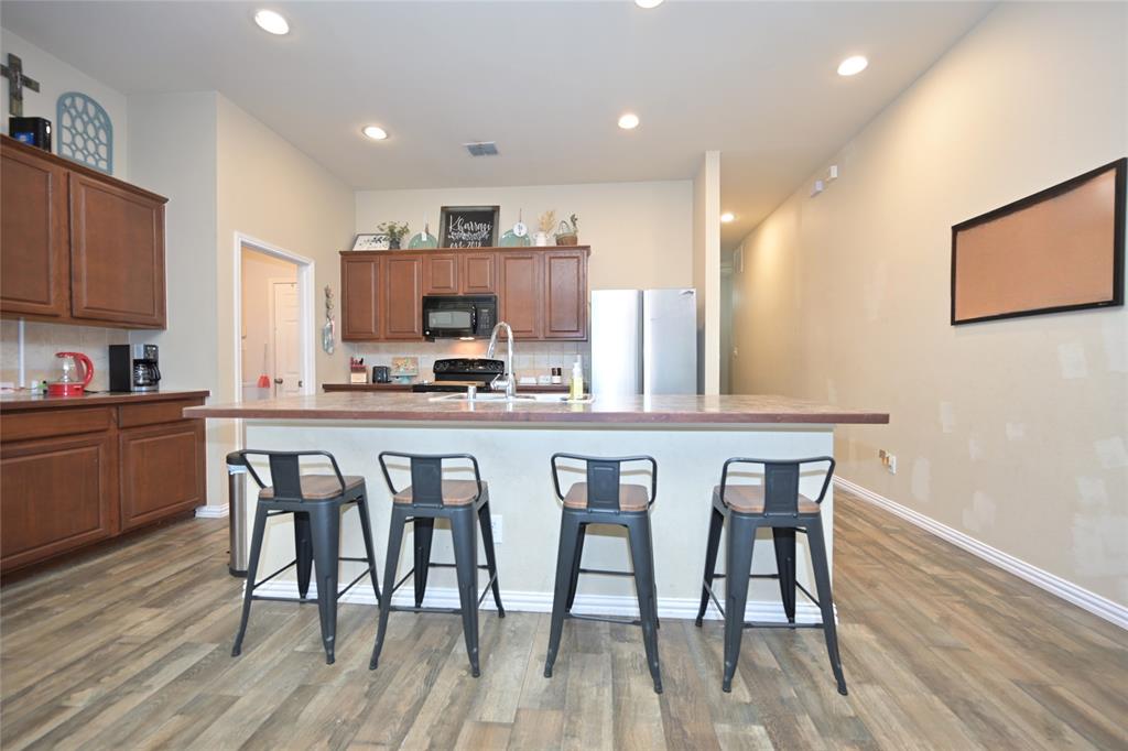 741 W Bend Boulevard