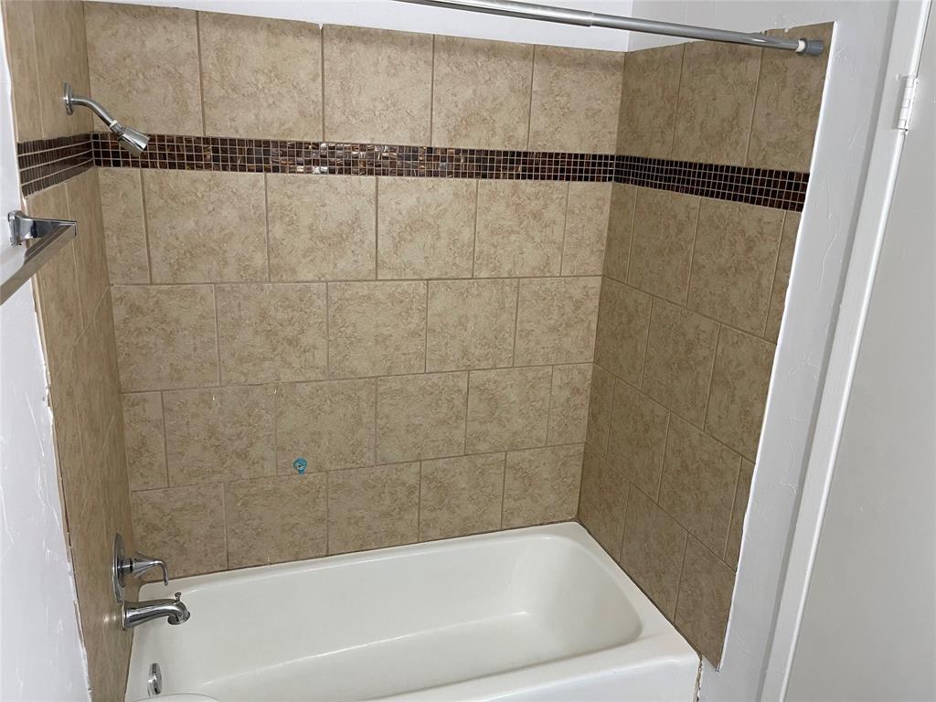 Northwest Park 05 - Residential Lease