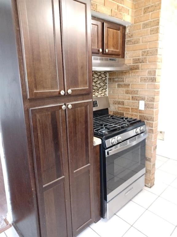 Northwest Park 05 - Residential Lease