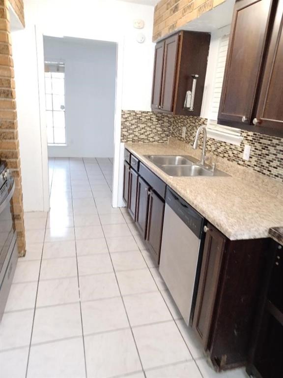 Northwest Park 05 - Residential Lease