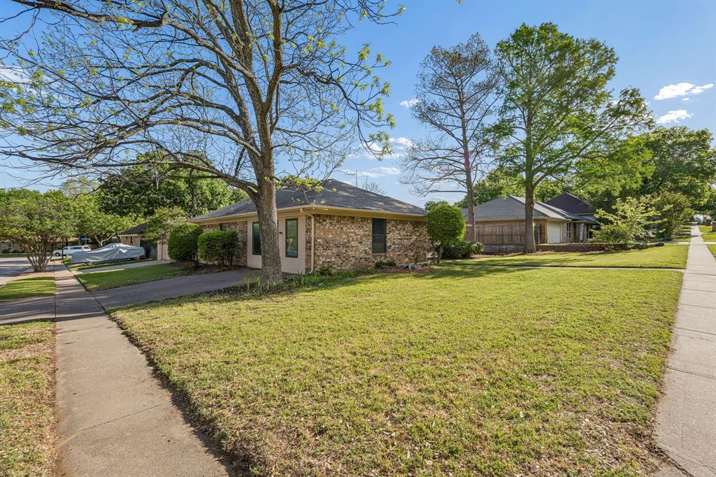806 Glenn Drive