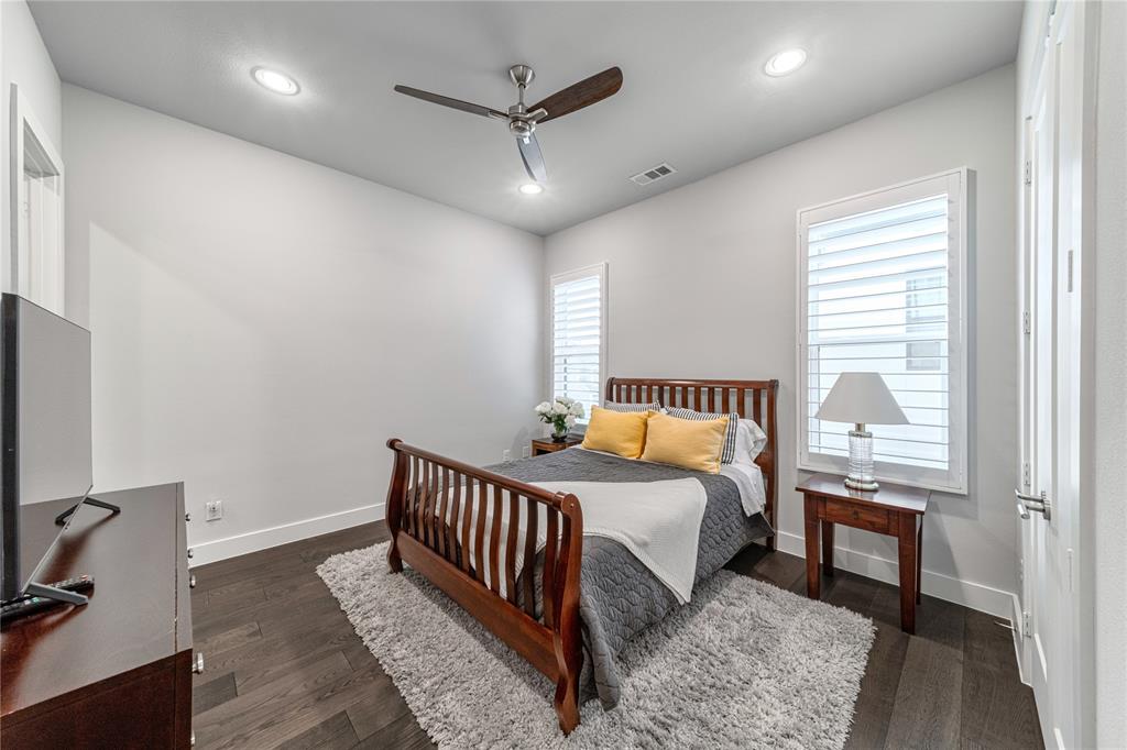 31 Dallas Square #2 - Residential