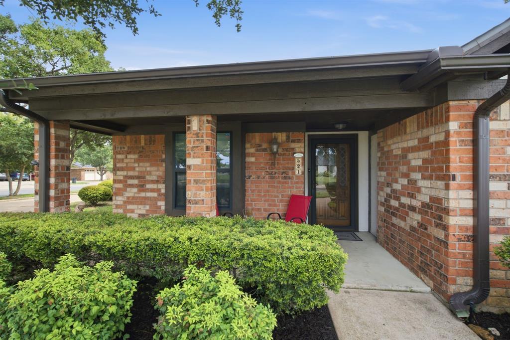 521 W Louella Drive