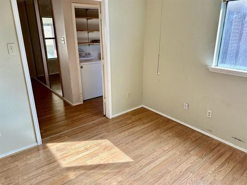 Tiny photo for 1624 Hackamore Street, Mesquite, TX 75149 (MLS # 21098251)