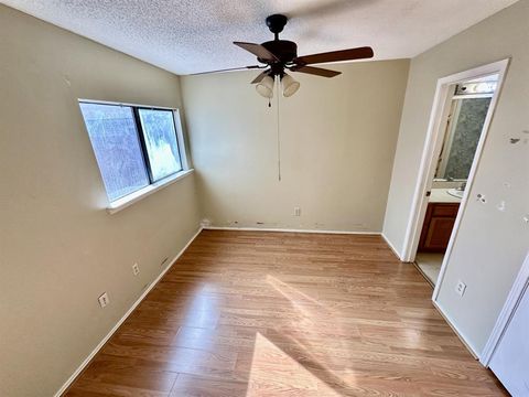 Tiny photo for 1624 Hackamore Street, Mesquite, TX 75149 (MLS # 21098251)