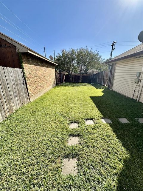 Tiny photo for 1624 Hackamore Street, Mesquite, TX 75149 (MLS # 21098251)