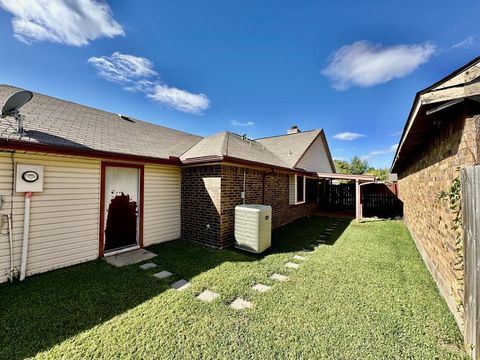 Tiny photo for 1624 Hackamore Street, Mesquite, TX 75149 (MLS # 21098251)