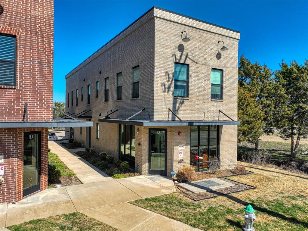 529-533 George Hopper Road 110/110