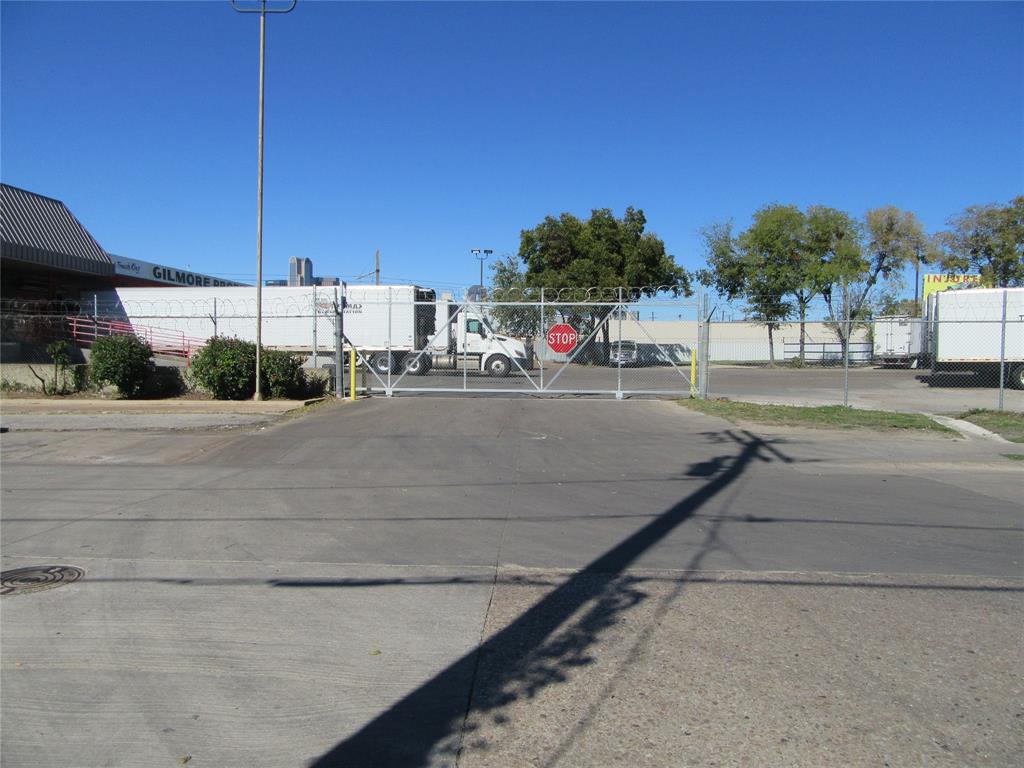 J S Milligans - Land