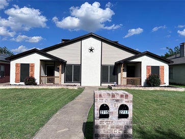 2715/2717 Parkchester Drive Arlington TX 76015