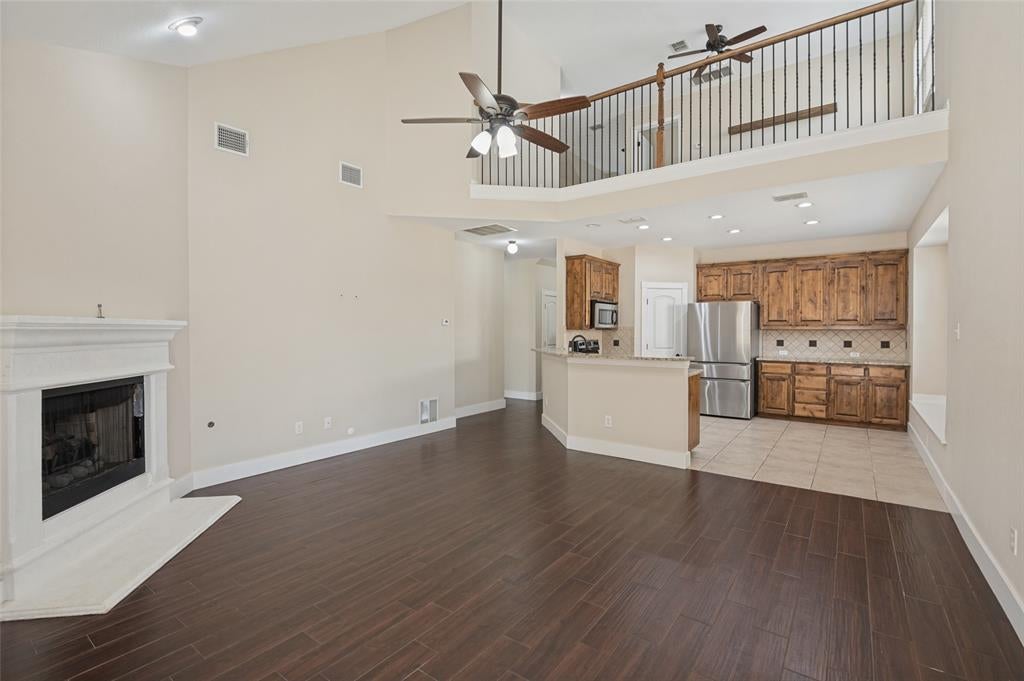 1609 Lake Way Drive