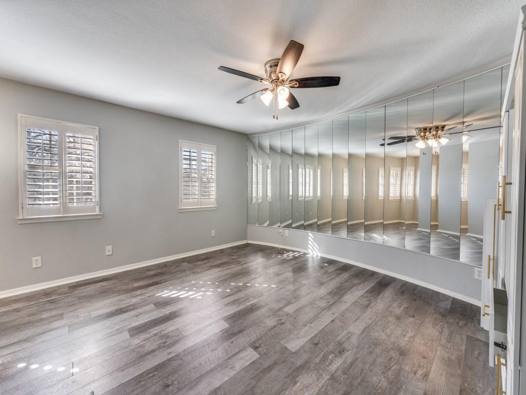 Arlington Downs Twnhs - Residential