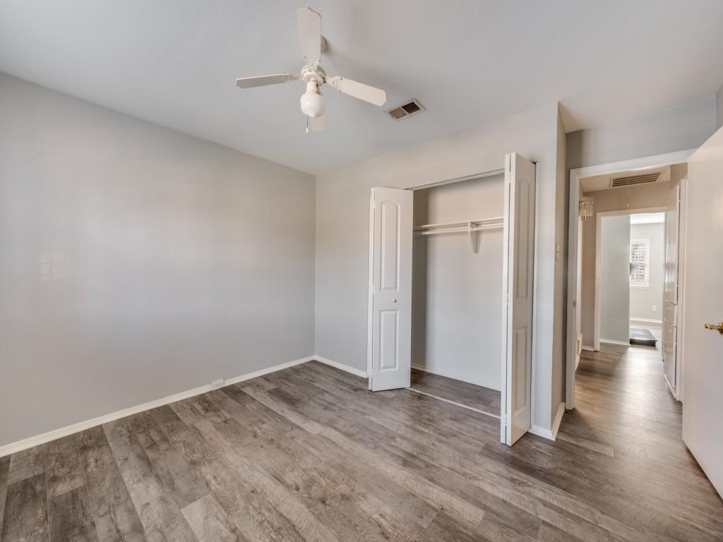 Arlington Downs Twnhs - Residential