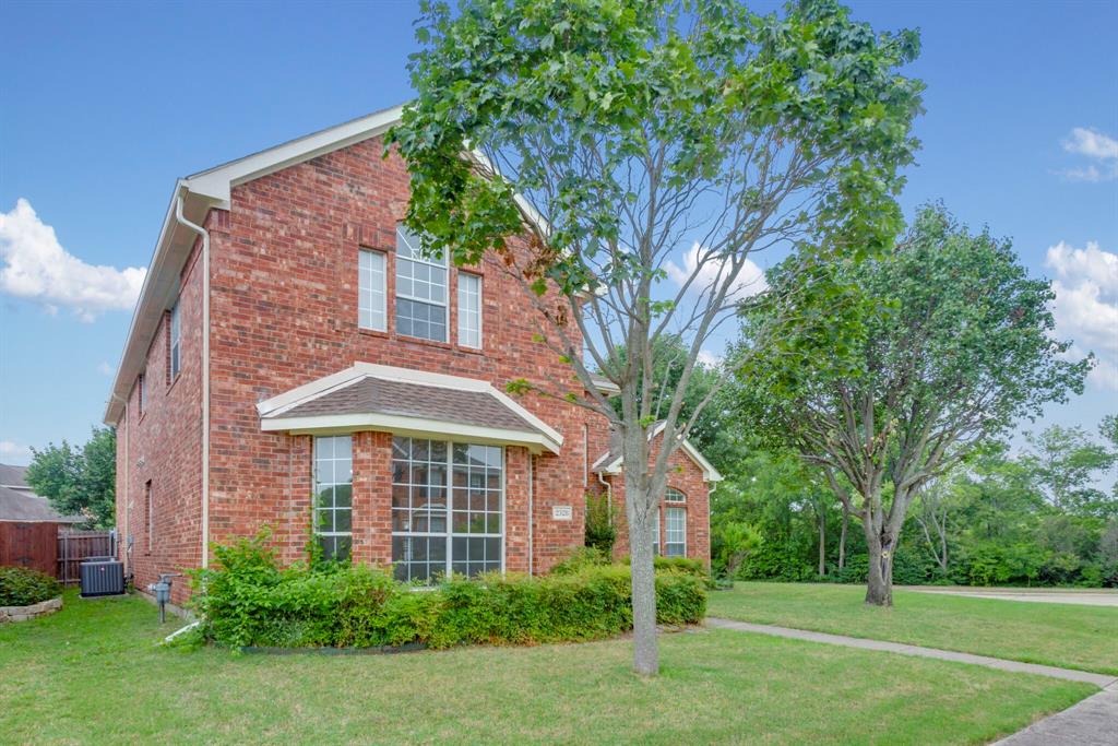 2328 Meredith Lane