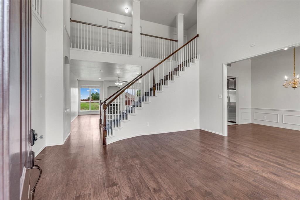 2328 Meredith Lane