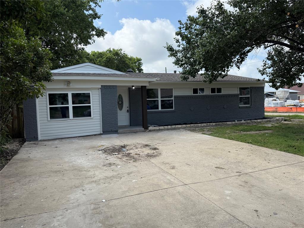 2824 Maple Drive