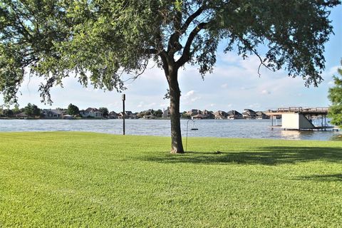 A home in Granbury