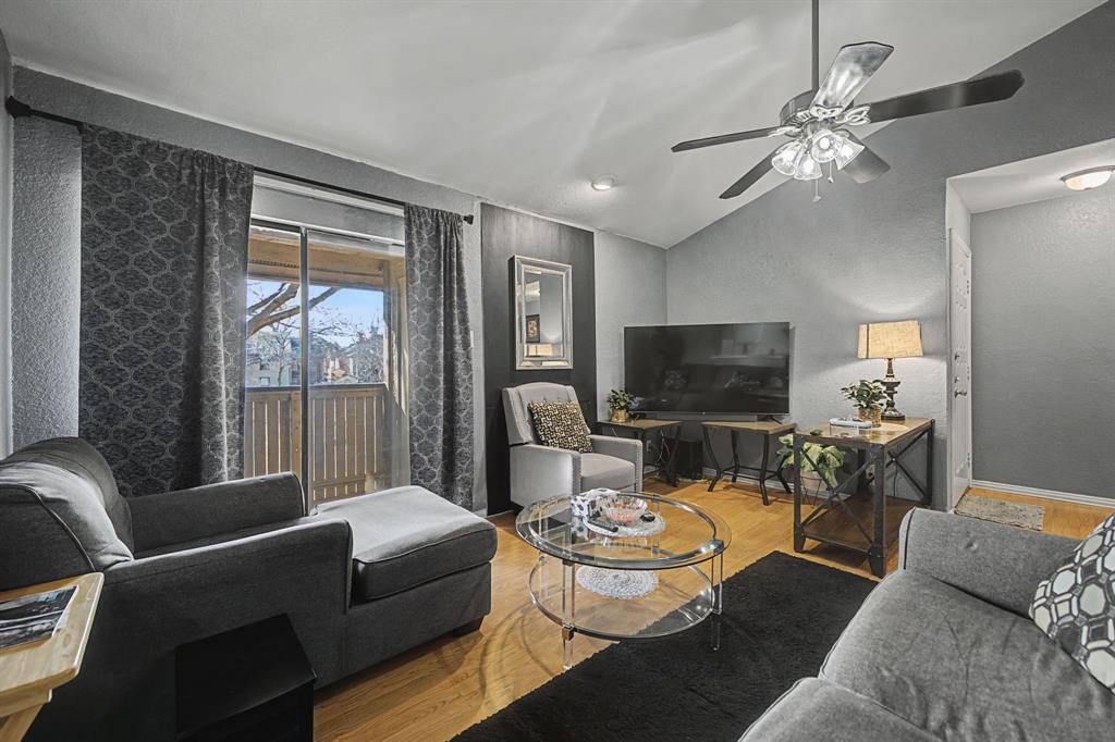 Cloisters Condo The - Residential