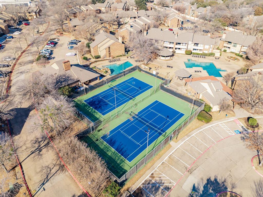 Cloisters Condo The - Residential