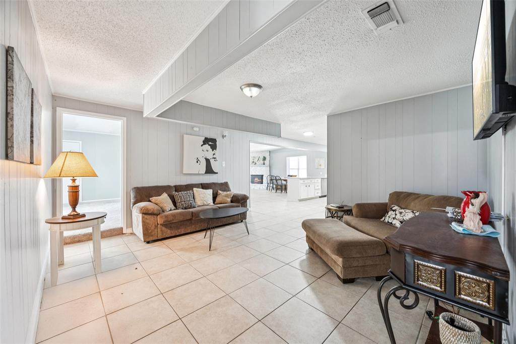5652 Conlin Drive