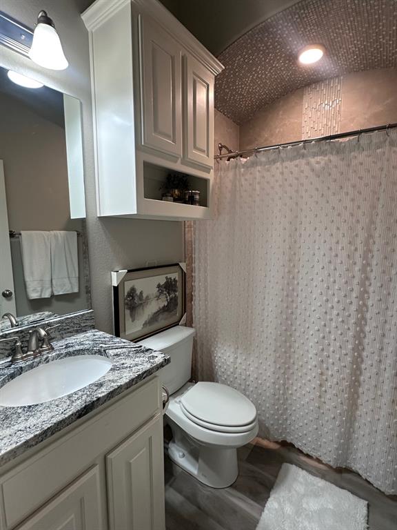 Granbury, Texas 76049, United States, 4 Bedrooms Bedrooms, ,2 BathroomsBathrooms,Residential,Active,226163