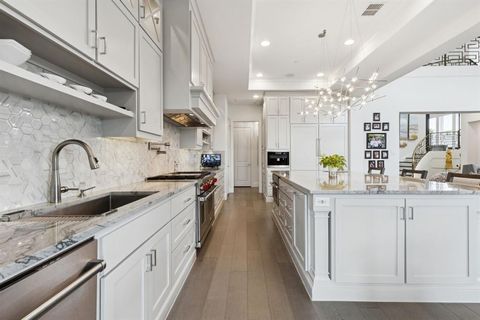 Tiny photo for 818 Brett Drive, Allen, TX 75013 (MLS # 21035900)