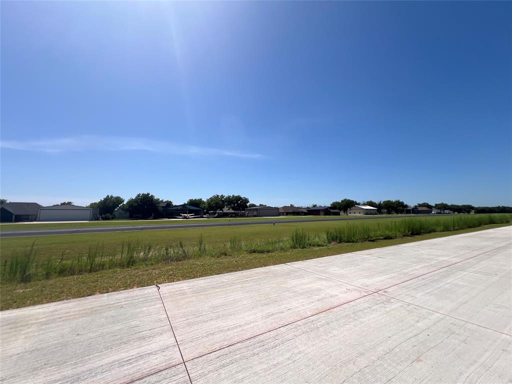 955 E Landings Drive