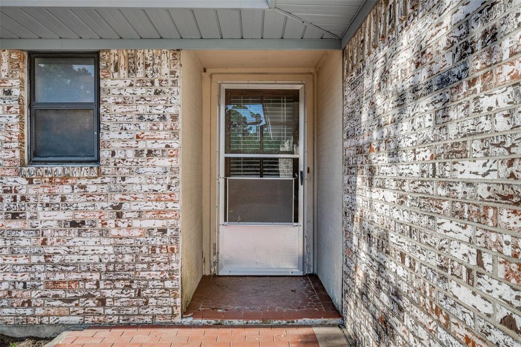 712 Chisholm Trail