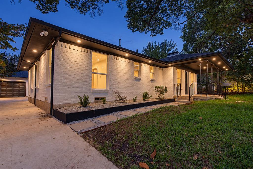865 Peavy Road