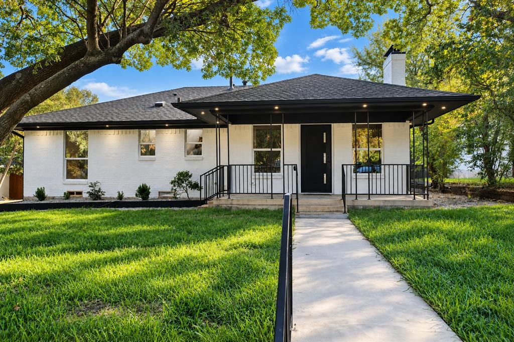 865 Peavy Road
