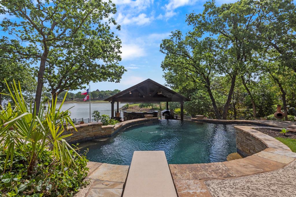 Highland Shores - Residential