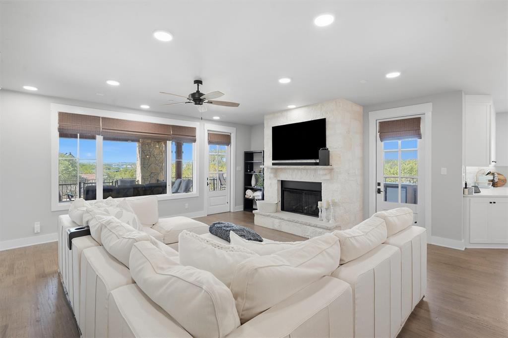 1673 Scenic Drive 103