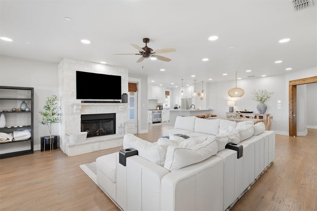 1673 Scenic Drive 103