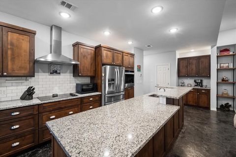 Tiny photo for 213 Louise Lane, Athens, TX 75751 (MLS # 21098623)