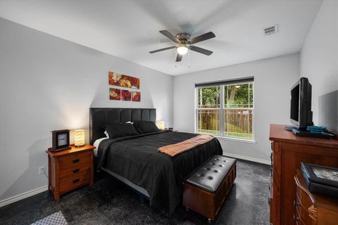 Tiny photo for 213 Louise Lane, Athens, TX 75751 (MLS # 21098623)