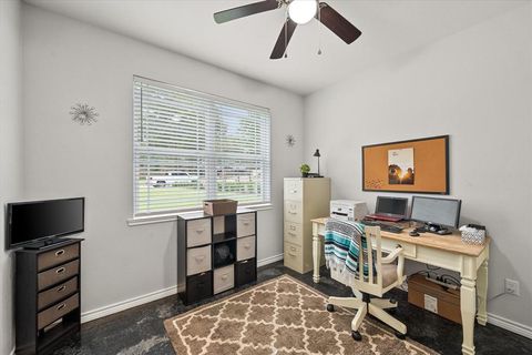 Tiny photo for 213 Louise Lane, Athens, TX 75751 (MLS # 21098623)