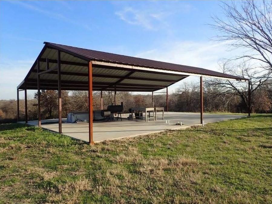 J R Erwin Surv Abs #423 - Land