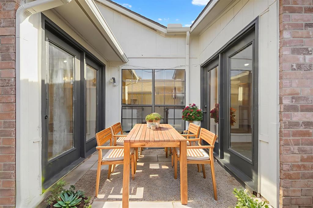 Colony 25 - Residential