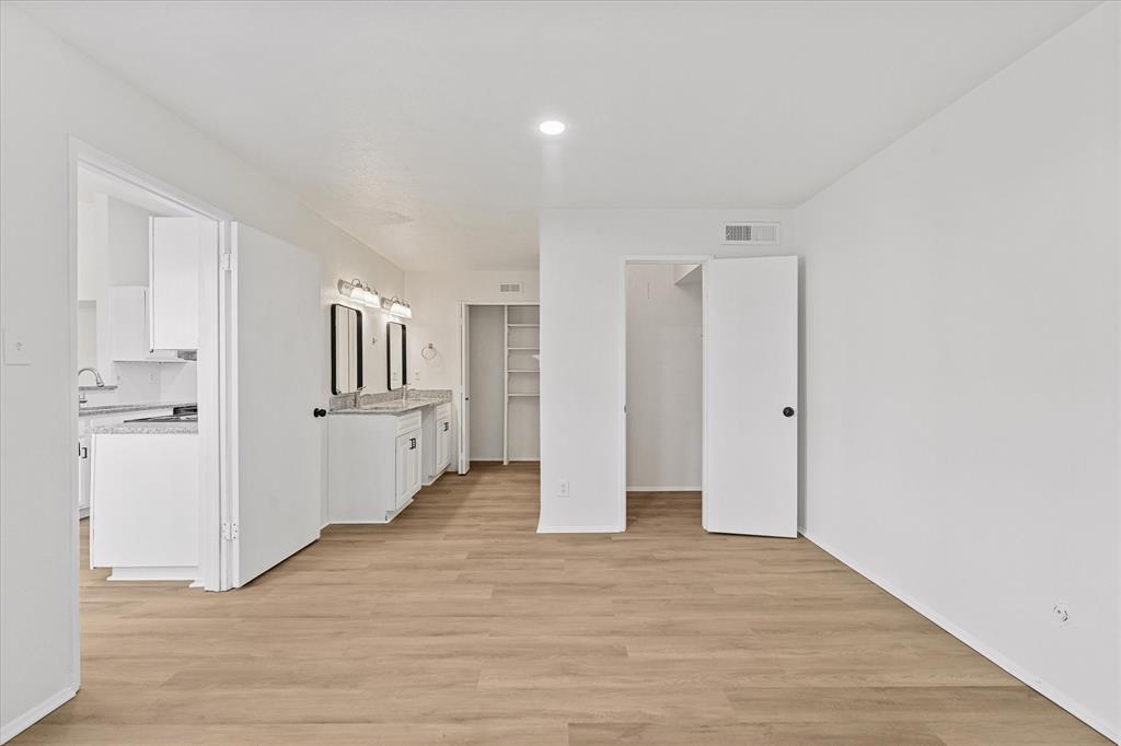 Colony 25 - Residential